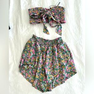 NWT Garage Floral Set M